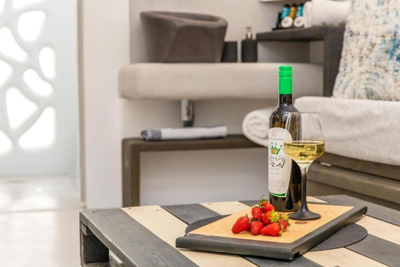 Blue Heart Luxury Suites Naxos City Exterior foto